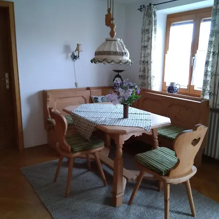 Apartment Roetzer Saaldorf